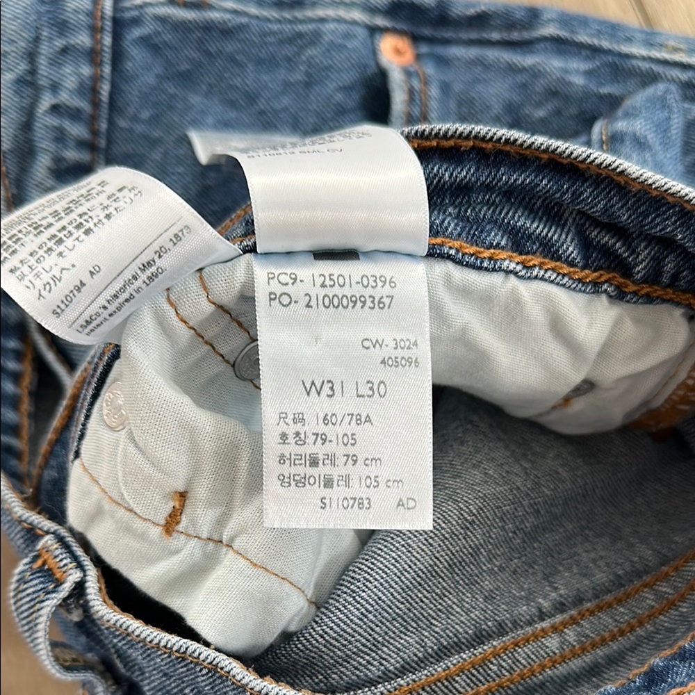Levi's Straight-Leg 501 Jeans Classic Denim 31x30 - Picture 6 of 6